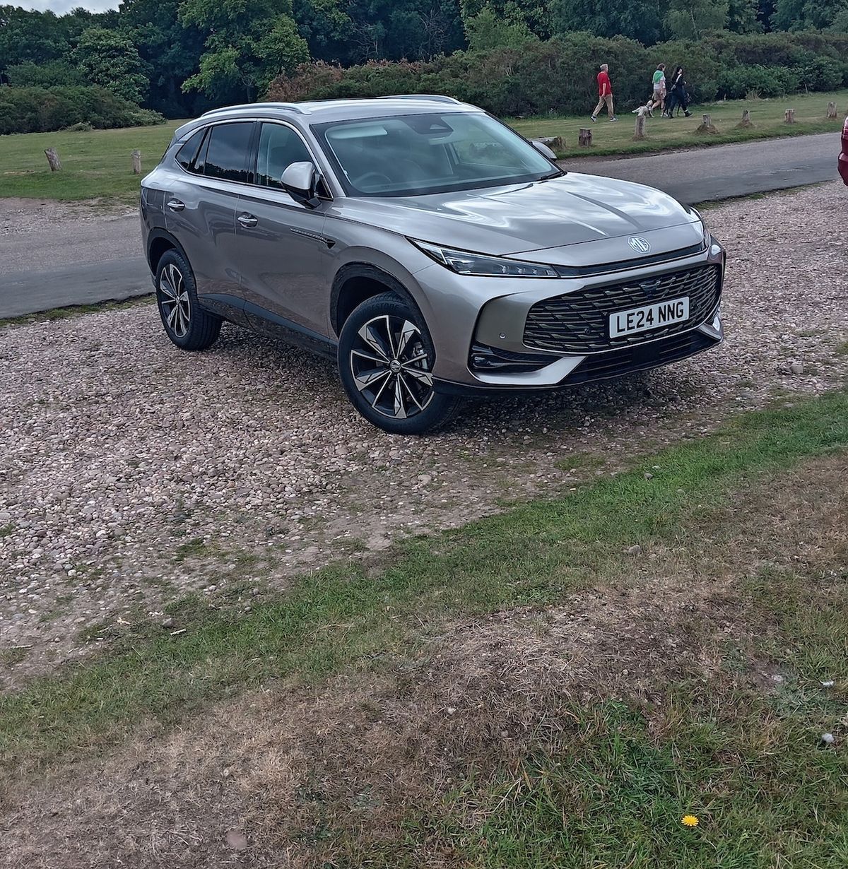 MG HS offers style, substance and terrific value