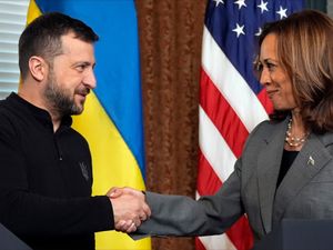 Supporting image for story: Harris blasts calls for Ukraine to cede territory to Russia during Zelensky meet