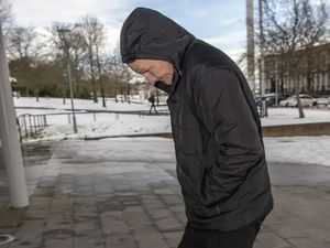 Supporting image for story: Court told of shocking state of teenager found dead at home