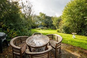 The garden, Photo: Yopa/Zoopla