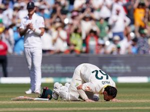 Supporting image for story: Travis Head piles more misery on England as Australia edge closer to Ashes win