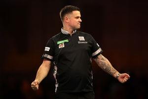 Supporting image for story: Midlands thrower through to World Darts Championship last-16