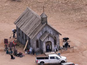 Supporting image for story: Brandon Lee’s ex-fiancee addresses fatal shooting on Alec Baldwin film set