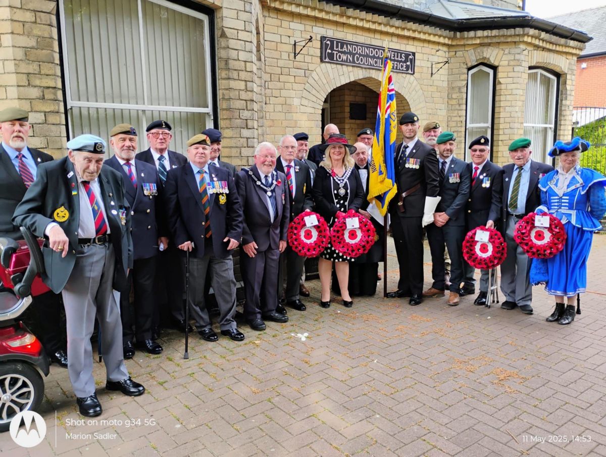 The final part of commemorations for the 80th anniversary of VE Day in Llandrindod Wells featured an Act of Remembrance at the war memorial