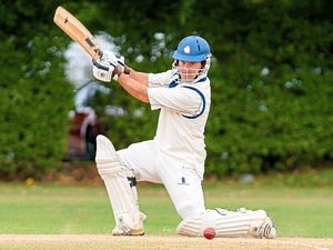 Supporting image for story: Warrick Fynn close to special double