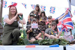 Landgirls and soldiers were part of Trefonnen School’s tribute to the 80th anniversary of VE Day float. Image by Andy Compton