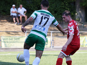 Supporting image for story: The New Saints held at ten man Newtown on opening day