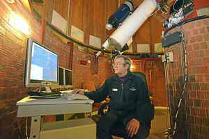 Jay Tate takes a closer look at one of the monitors in the Spaceguard Centre
