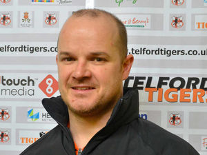 Supporting image for story: Telford Tigers pair happy to share their net duties