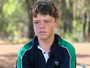 Supporting image for story: Australian boy, 13, saves his family with four-hour swim to shore