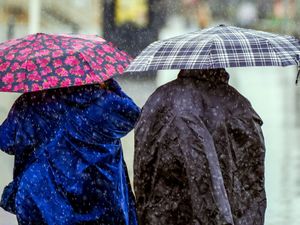 Supporting image for story: Thunderstorms forecast for Sunday after sunny spells on Saturday