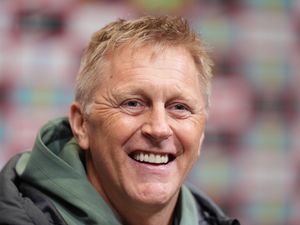 Supporting image for story: Heimir Hallgrimsson: England want to win World Cup, Ireland just to get there