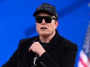 Supporting image for story: FBI and Pentagon overrule Musk’s email demands in latest cost-cutting crusade