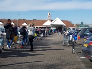 Supporting image for story: Coronavirus: Hundreds queue outside Tesco as stores open early for NHS workers
