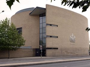 Outside view of Cambridge Crown Court