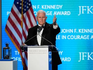 Supporting image for story: Pence defends US Constitution as he collects award for January 6 actions