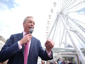 Supporting image for story: Farage says he will be ‘bloody nuisance’ as he sets out aim to take over Tories