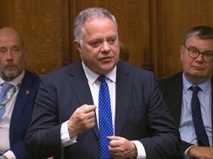 Supporting image for story: Prime Minister hints that dualling of the A5 could be back on the table