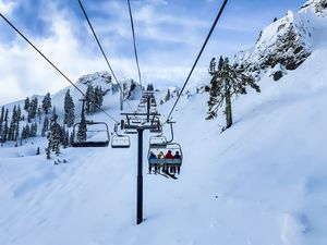 Supporting image for story: Coronavirus: Shrewsbury students 'do not have to self-isolate' after college Italy ski trip