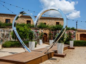 Supporting image for story: Love Island couple dramatically dumped from the villa a day before finale