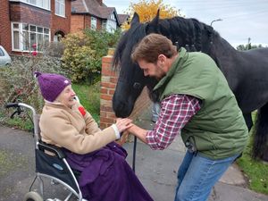 Supporting image for story: Visit from TV horse is 'wish come true' for Shropshire woman living with dementia