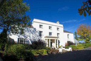 Supporting image for story: A little taste of the luxury life