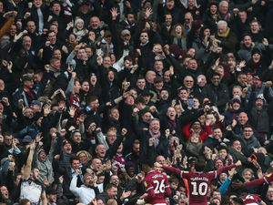 Supporting image for story: Alan Hutton's Second City strike up for award