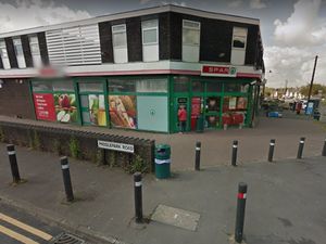 Supporting image for story: Masked raiders threaten shop staff with gun in Dudley