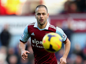 Supporting image for story: Joe Cole poised to seal shock switch to Aston Villa