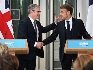 Supporting image for story: UK and France agree nuclear weapons can be used in tandem to deter Russia