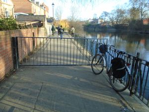 Supporting image for story: Shrewsbury flood gate closures leads to confusion for users