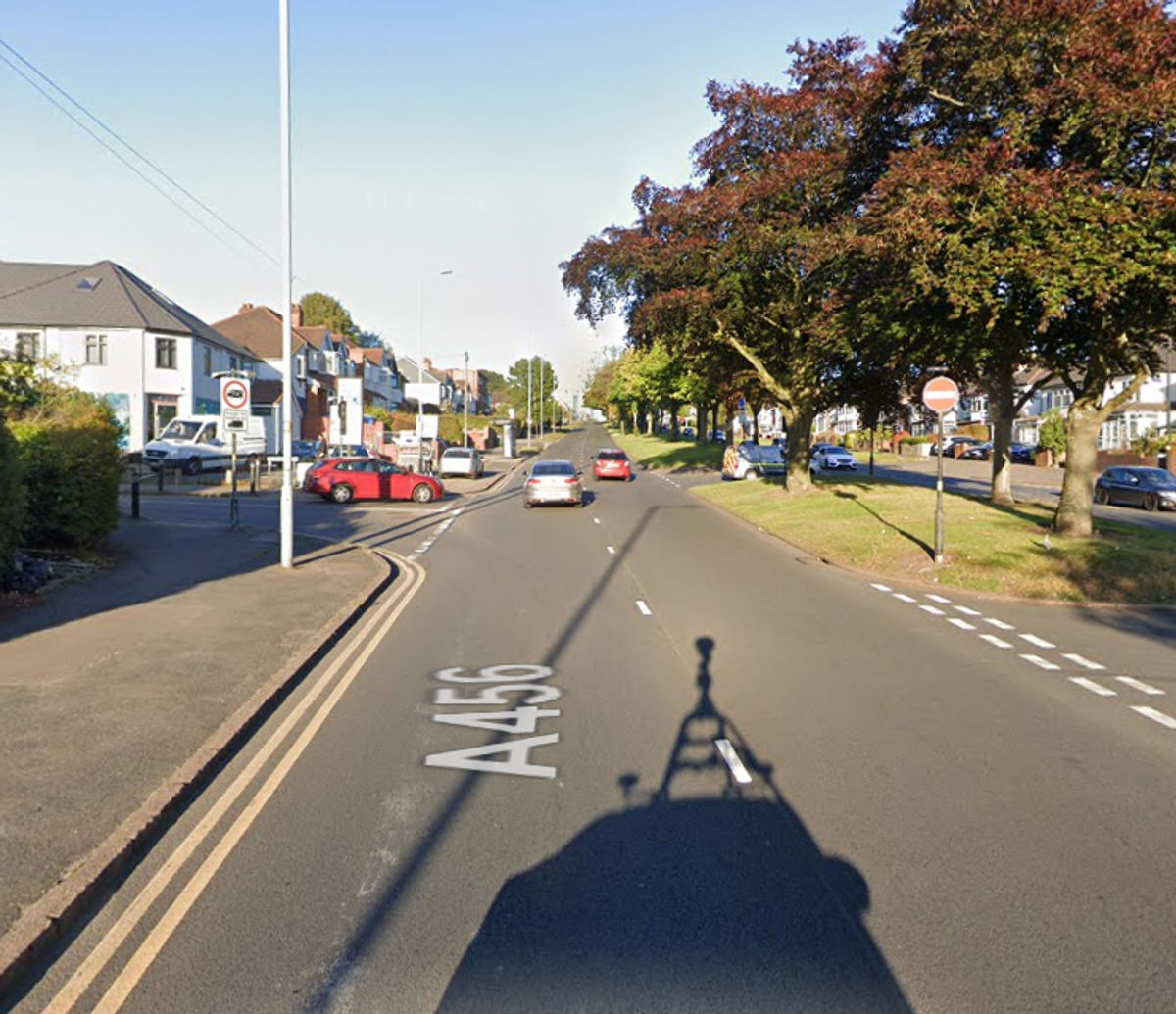 Road in Oldbury partially blocked after crash