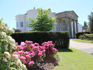 Supporting image for story: College earns five-star accolade