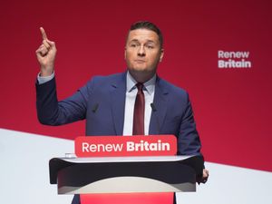 Supporting image for story: Streeting warns of ‘challenging winter’ for NHS and condemns use of cafe as ward