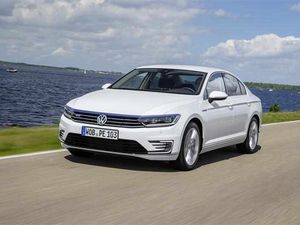 Supporting image for story: Volkswagen Passat GTE review: Plugged-In Passat