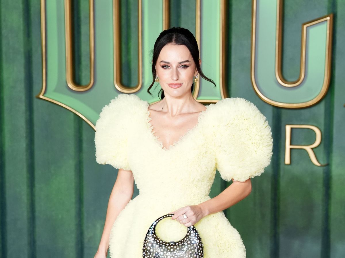 Amber Davies wows Strictly Come Dancing judges after &lsquo;perfect&rsquo; paso doble