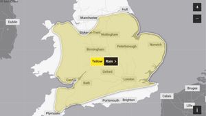 A Met Office map shows the areas of England which will be covered by a yellow rain warning from 6am on Friday November 14 to 6am on Saturday November 15.