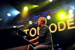 Tom Odell in 2015