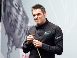 Supporting image for story: He Guoqiang stuns Ronnie O’Sullivan again at English Open