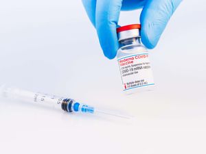 Supporting image for story: Moderna opens new vaccine facility in boost for UK pharmaceutical industry