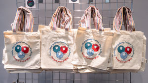 Photo: Ian Knight / Z70 Photography