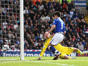 Supporting image for story: Ridgewell wants to stay with Blues