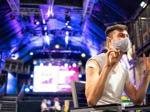 Supporting image for story: Government to press ahead with plans for vaccine passports in nightclubs