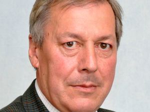 Supporting image for story: Business case being drawn up for Pant/Llanymynech bypass