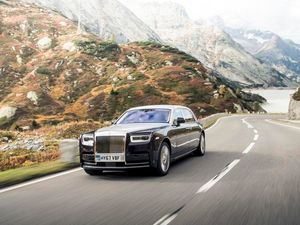 Supporting image for story: Sales success sees Rolls-Royce expand workforce