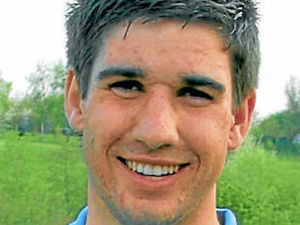 Supporting image for story: Ashley Chesters and Oliver Farr chase Open places