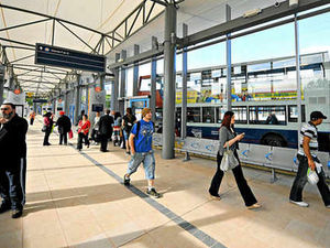 Supporting image for story: Wolverhampton bus services hit by fall in passengers