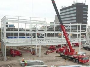 Supporting image for story: Youngsters who have the world off to a tee