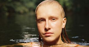 Singer-songwriter Billie Marten