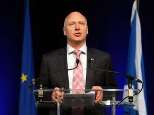 Supporting image for story: No-deal Brexit would cause lasting damage to health sector, says minister